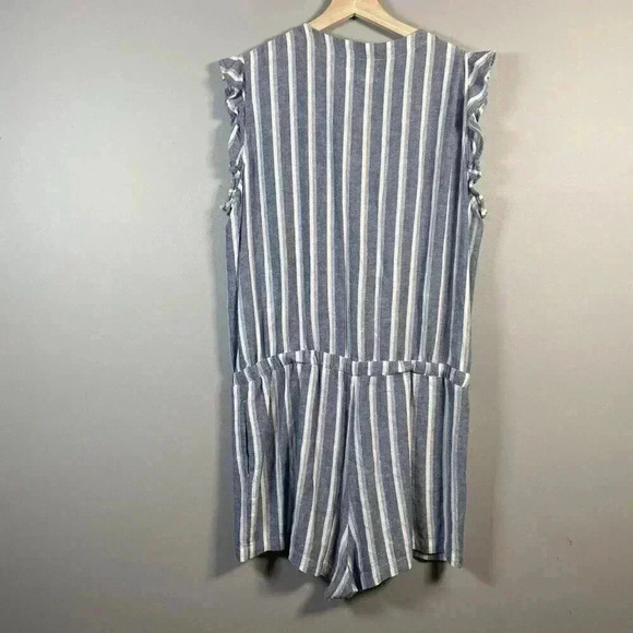 CLOTH & STONE Ruffle Sleeveless Crossover Romper Zuma Beach Stripe Size L Large - Picture 7 of 14